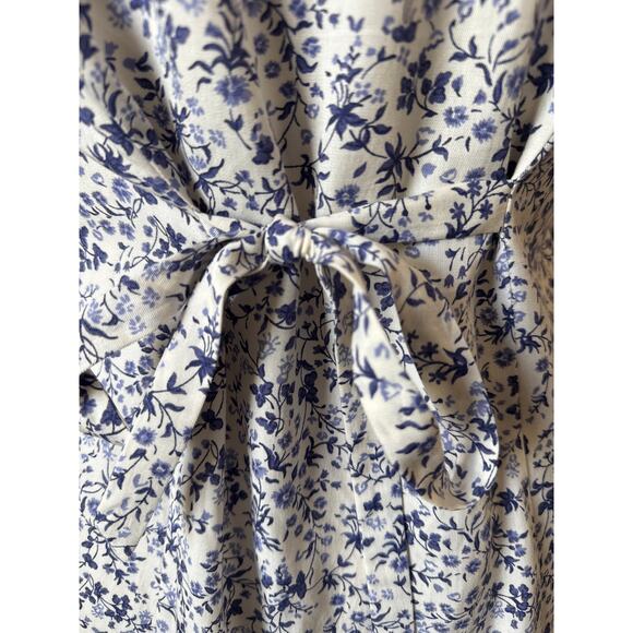 Reformation Mini Fitted Skater Dress in Blue & White Floral Size 8 - Picture 5 of 11